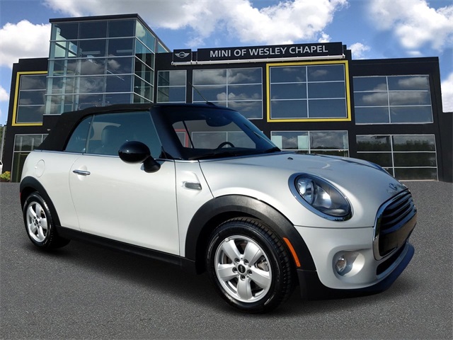 Pre-Owned 2018 MINI Cooper FWD Base in Wesley Chapel #3D01225 | MINI of ...